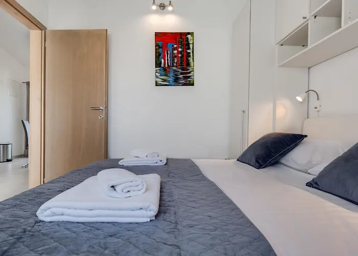 Tramonto-2 By Interhome Appartement *