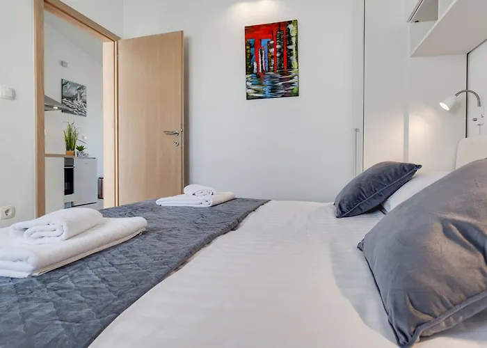 Appartement Tramonto-2 By Interhome Vir