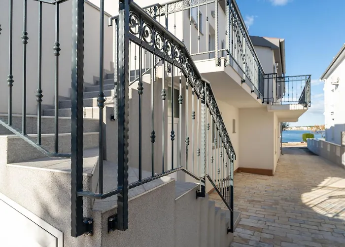 Appartement Tramonto-2 By Interhome Vir