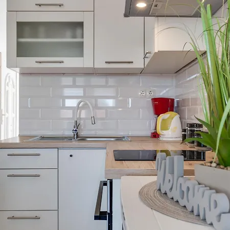 Apartment Tramonto-2 By Interhome