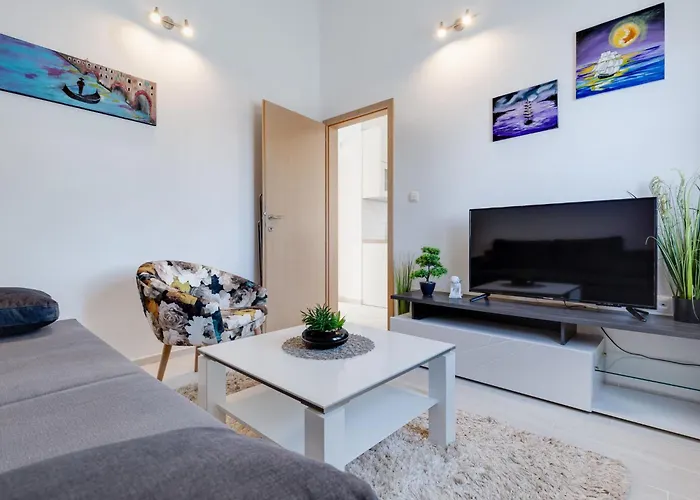 Appartamento Tramonto-2 By Interhome