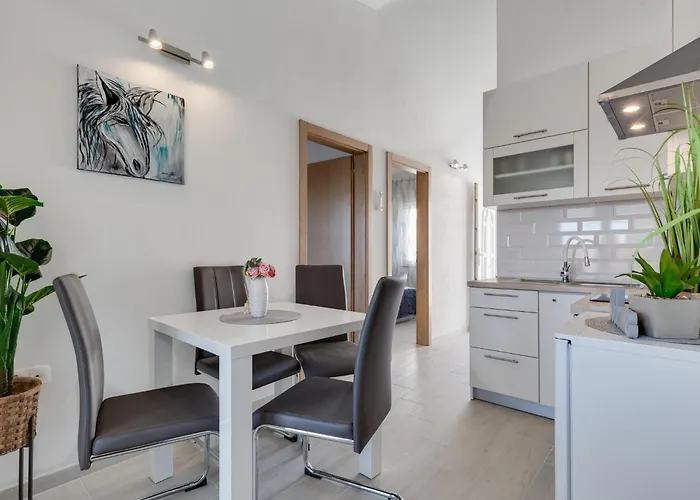 Appartamento Tramonto-2 By Interhome Vir